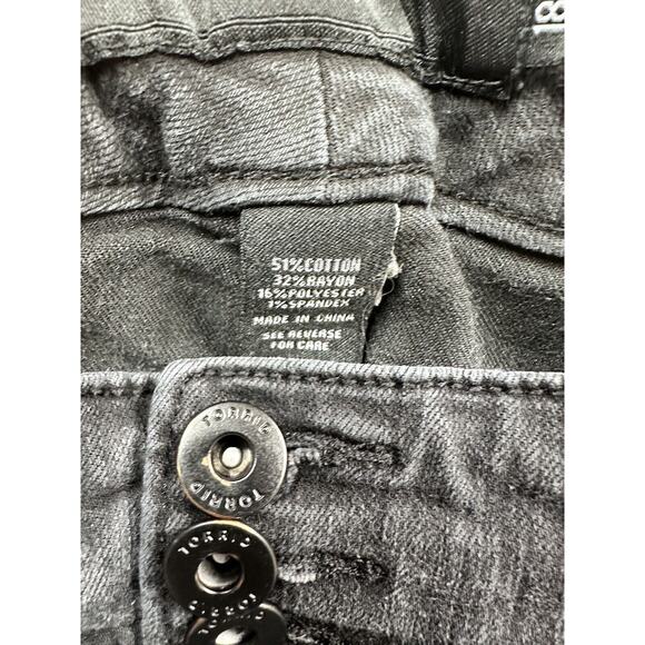 Torrid Jegging Jeans 18R Black Mid Rise Skinny Stretchy 3 Buttons Ankle - Picture 4 of 7